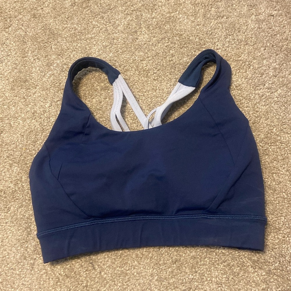 Lululemon sports bra